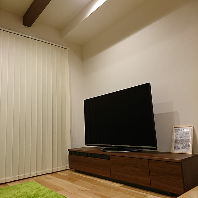 akkiyの-テレビ台 ローボード 200 国産 完成品 テレビボード パソコン台 リビングボード テレビラック 200cm 収納 木製 収納棚 TV台 おしゃれ ホワイト 白 ブラック 黒 ダークブラウン ブラウン 背面収納の家具・インテリア写真