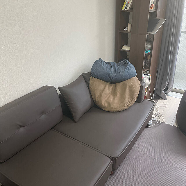 imhackのセルタン-コンパクト カウチソファ「NAP」の家具・インテリア写真