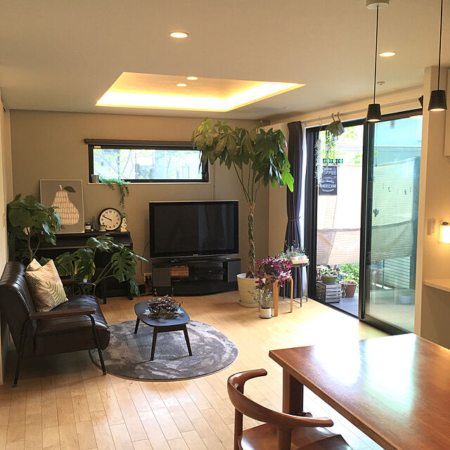 YUKAのニトリ-2人用合皮ソファ(Nシールド ステイン2KD DBR) の家具・インテリア写真