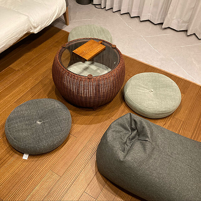 tokotokoの萩原-【全10色】インド綿 フロアラウンドクッションの家具・インテリア写真