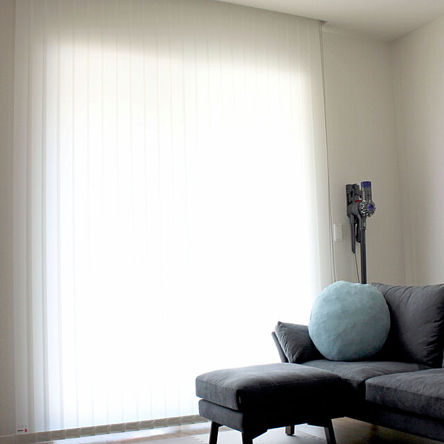 pikupikumaruの-アカリナ タテ型ブラインド　横幅161〜180cm 高さ181〜220cm 明るいブラインドカーテン 選べるサイズ 外から見えない 暑さ対策 軽量 汚れないの家具・インテリア写真