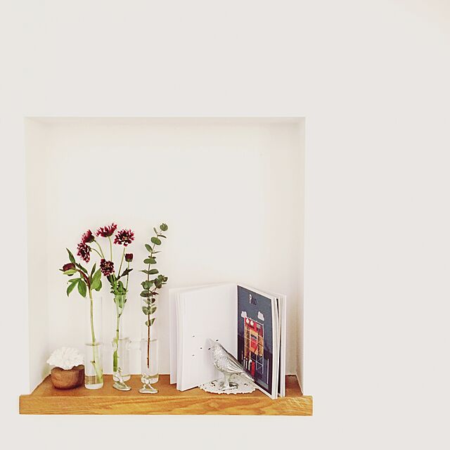 SatomiのLaurence King Publishing-Archibet: From Aalto to Zaha Hadidの家具・インテリア写真