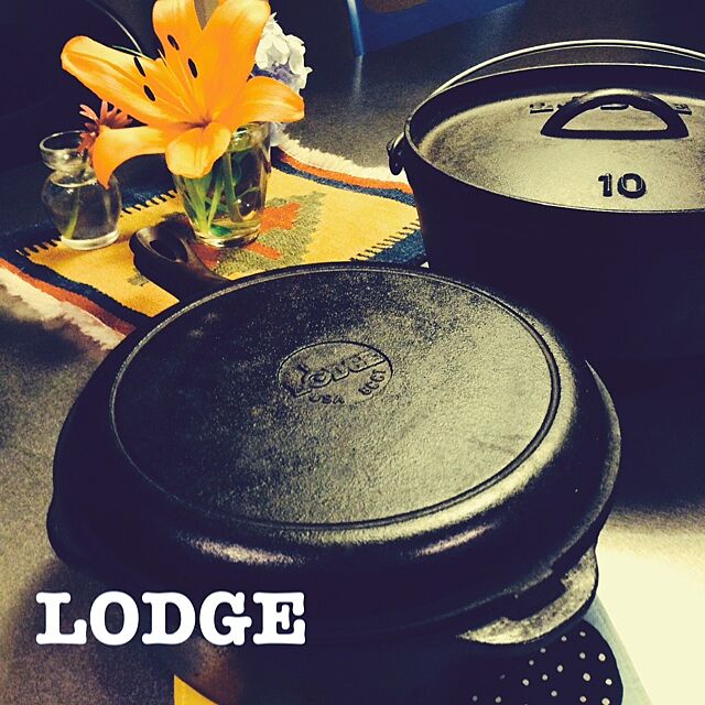 KomiyaのLodge-Lodge [ ロッジ ] ロジック コンボクッカー 10-1/4インチ LCC3 Lodge Logic Combo Cooker 片手鍋 フライパン グリルパン アウトドア並行輸入品 新生活 [並行輸入品]の家具・インテリア写真