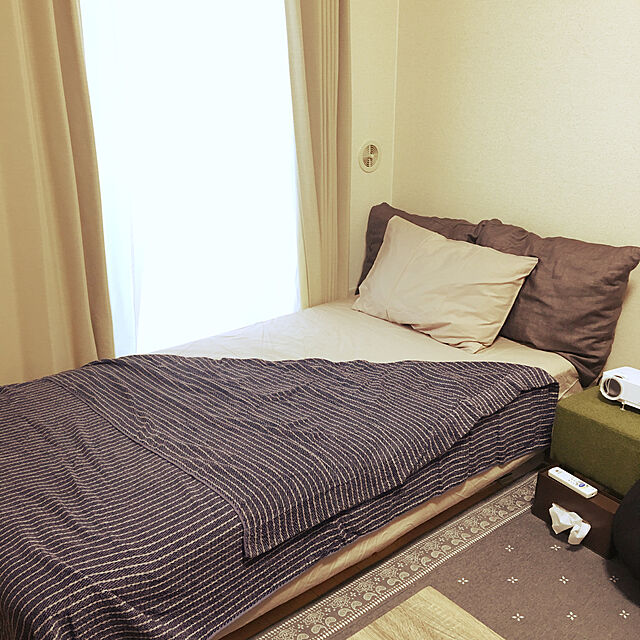 nicoのニトリ-シェニールジャガード織り ラグ(バンダ GY 185X185) の家具・インテリア写真