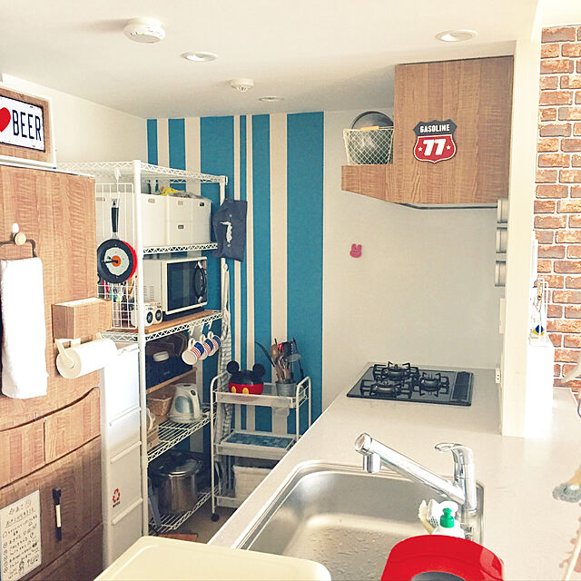 ROMAのSODIAL (R)-ウォールクロック，SODIAL(R)フライパン時計 目玉焼き付き - ノベルティハンギング キッチン カフェ ウォールクロック - 赤の家具・インテリア写真