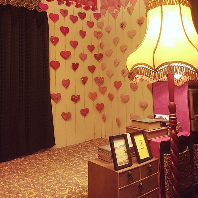 akoの-COLORIQUE/カラリク　ラブリーハートカーテン（ラズベリー）【Bindi Heart Curtain】【ストリングカーテン】【のれん】【RCP】の家具・インテリア写真