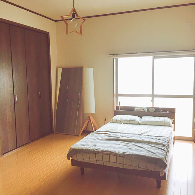 anのニトリ-水貼りUVカット窓フィルム(GY 90X90) の家具・インテリア写真