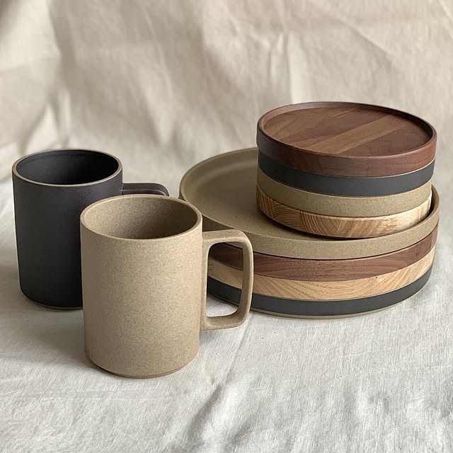 roccaの六家-IZ46411S★送料込み Mag cup ナチュラル HASAMI PORCELAIN 磁器 マグカップ カップ ハサミポーセリン シンプル 食器 コップ ベージュの家具・インテリア写真