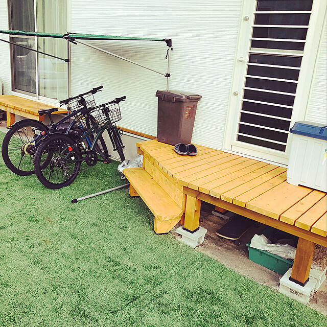 Shindyyyのぼん家具-ぼん家具 自転車置き場 サイクルガレージ 折りたたみ式 簡易 オーニング 日よけ 3台用 アイボリーの家具・インテリア写真
