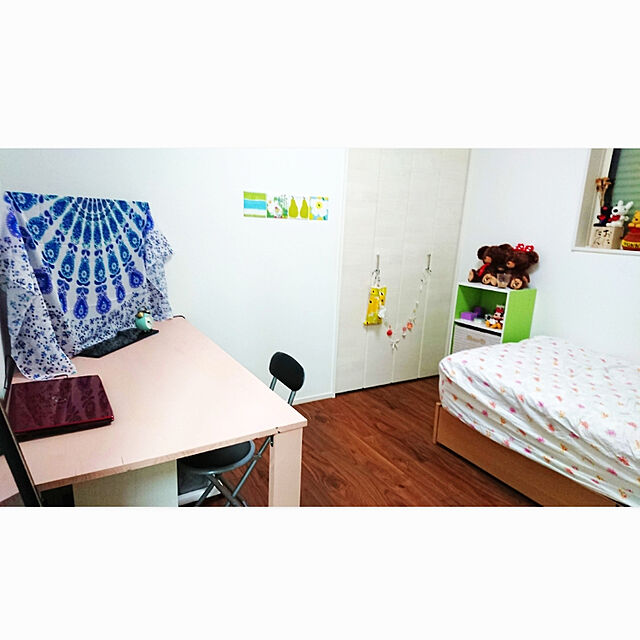 onigiriのニトリ-浅型引出し付きシングルベッドフレーム(メリッサ3 H85 LBR アサヒキ25) の家具・インテリア写真