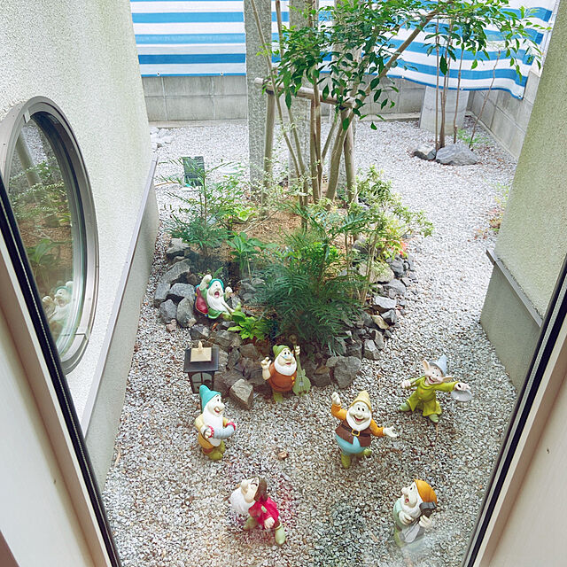fumofumoのタカショー-タカショー ディズニー ガーデンスタチュー7人のこびと おこりんぼの家具・インテリア写真
