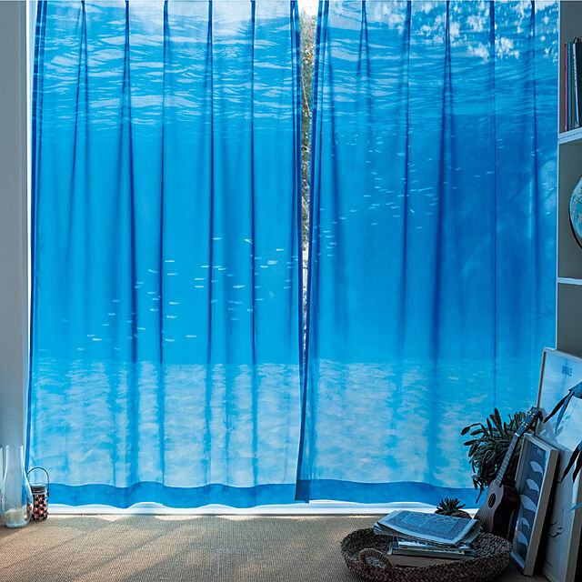BelleMaisonの-【ベルメゾン】【7月24日まで特別価格】 海の中を映したUVカット・ミラーレースカーテンの家具・インテリア写真