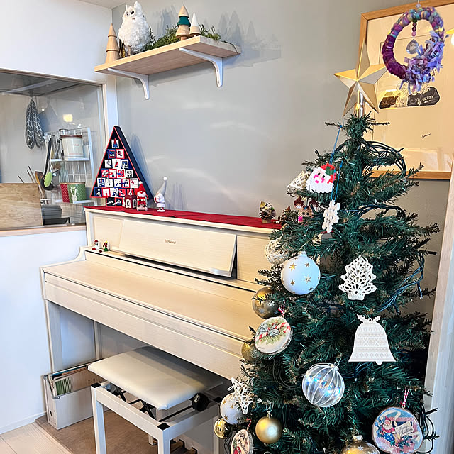 hirariの-ノルディカニッセ 2点 セット そりに乗ったサンタ ＋ ハートフルサンタ ホワイト レッド NORDIKA nisse クリスマス 雑貨 木製 人形 北欧の家具・インテリア写真