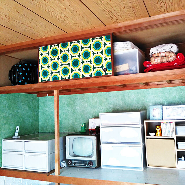 niko3の-壁紙 のりなし【1m単位 切り売り】 スモーキーグリーンの壁紙 セレクション 壁紙屋本舗の家具・インテリア写真