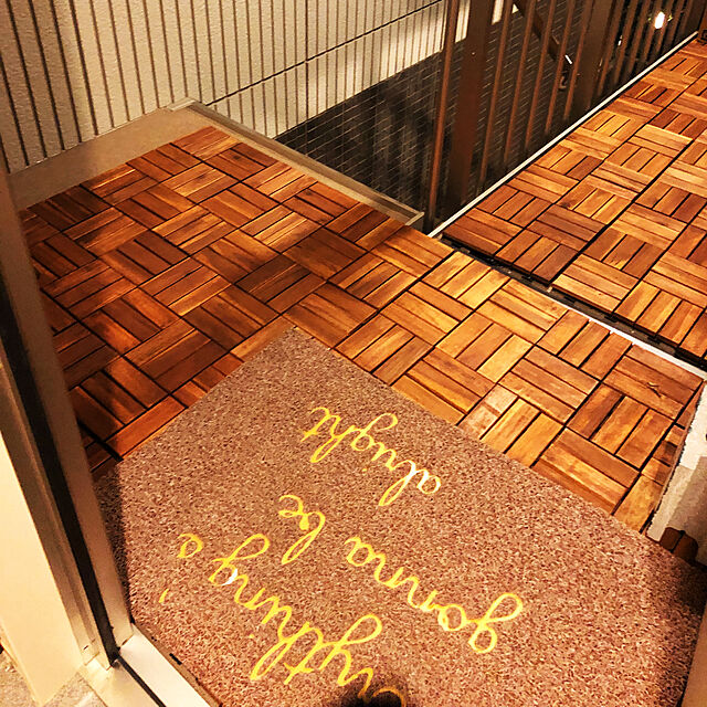 makikuroの-ウッドデッキ パネル 10枚入り　天然 木製 アカシア ジョイント タイル  かんたん設置　送料無料　プロテックの家具・インテリア写真