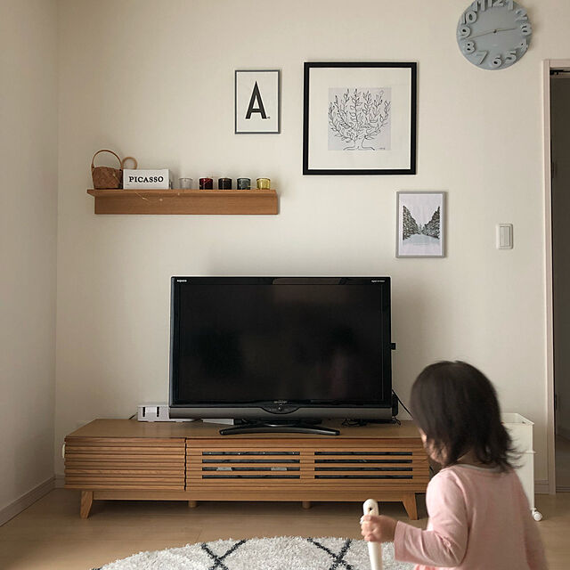remaの-シンプル モダン 150cm幅ロータイプテレビボード ナチュラル 完成品の家具・インテリア写真