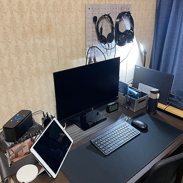 Atsushiのソニック-ソニック(Sonic) ノートパソコンスタンド ユートリム タブレット ノートPC用 フェルトカバー付 UT-5352-Wの家具・インテリア写真