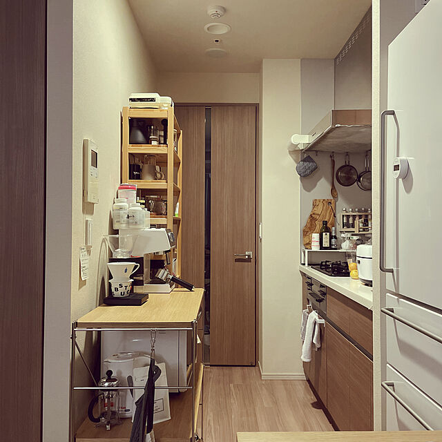 yoonの三菱電機-MITSUBISHI(三菱) 炊飯器 備長炭 炭炊釜 藍墨（あいすみ） NJ-SV06R-B [3.5合 /IH]の家具・インテリア写真