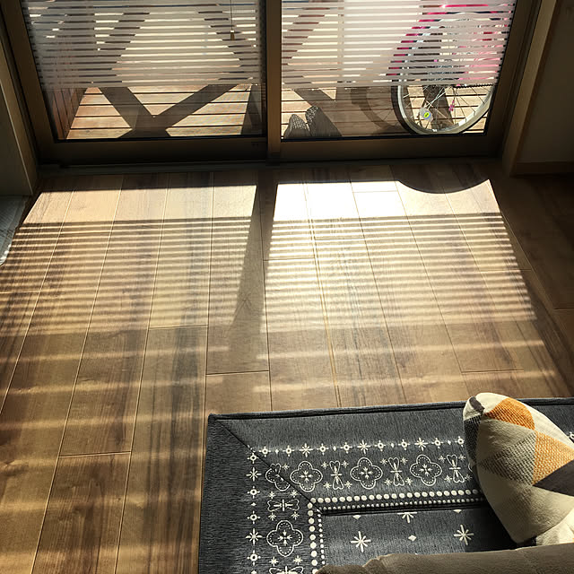 sayumamaの-窓 フィルム ストライプ窓 めかくしシート おしゃれ ホワイト 半透明UV 断熱 (005 幅90CM×長さ200CM)の家具・インテリア写真