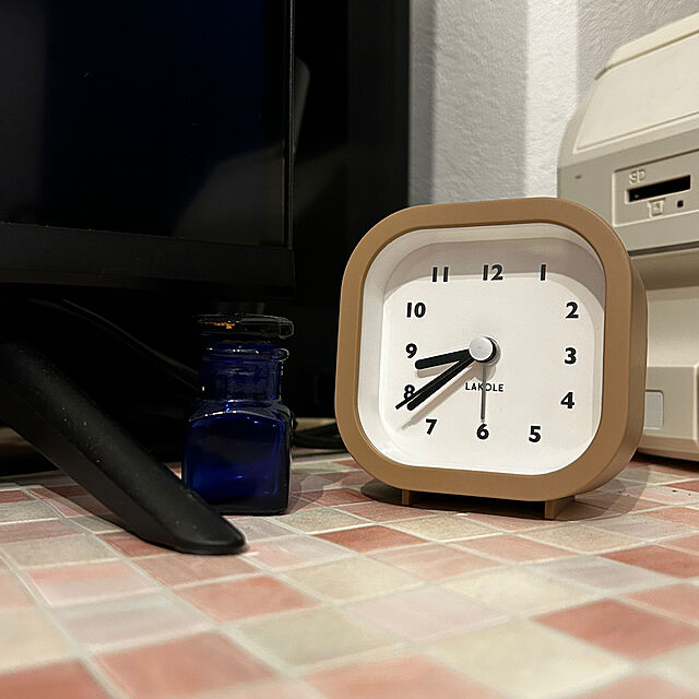 kuusanの-時計 レディース ミニスクエア置き時計 / 265814の家具・インテリア写真