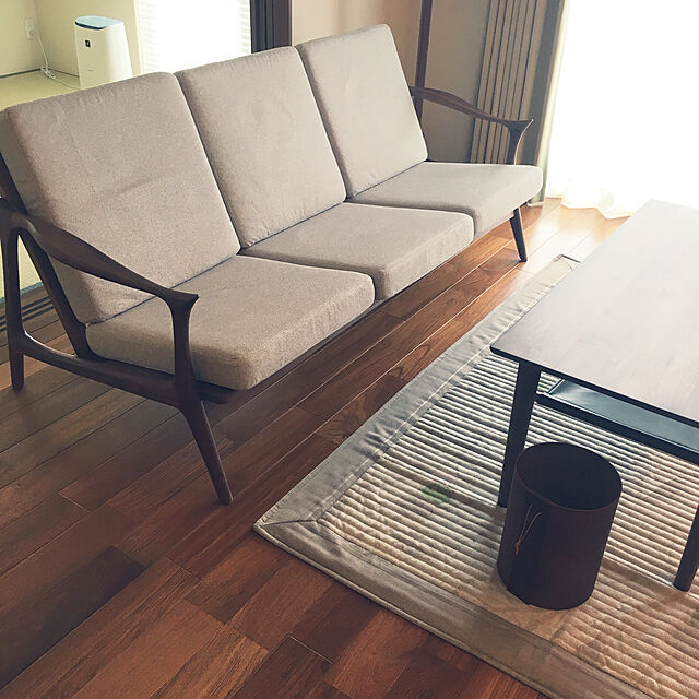 sakuraの-ノードソファ 3人掛け アメリカンブラックウォールナット ファブリックタイプ 北欧家具 北欧ソファ 1年保証付き 代引不可の家具・インテリア写真