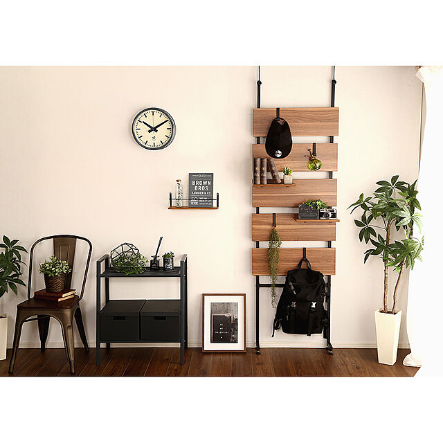 SMB_selectionのホームテイスト-突っ張り木板ラダーラック（幅80cm）【Escala-エスカーラ-】の家具・インテリア写真