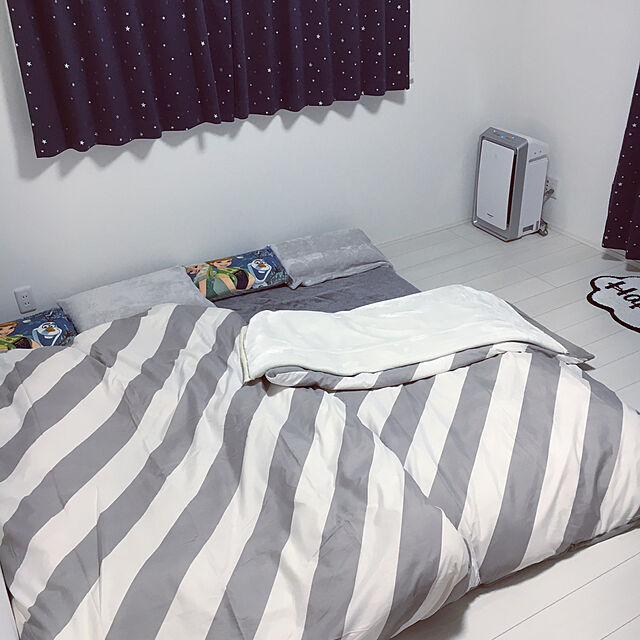 3ayuの-毛布 シングル 2枚合わせ ホワイト仕上げ マイヤー毛布 140×200cm 衿付き 約2.0kg 手洗い 白 ピュアホワイト 暖かい ブランケットの家具・インテリア写真