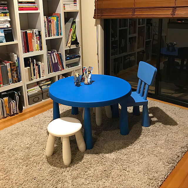 dilly-dallyのイケア-IKEA MAMMUT マンムット子ども用テーブル, 室内/屋外用 ブルー 403.651.87の家具・インテリア写真