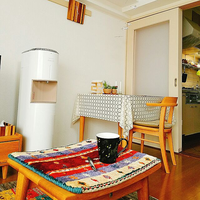 yuukaringoの新宿書房-草木染め絨毯ギャッベ―幸せを紡ぐイランの遊牧民カシュガイの家具・インテリア写真