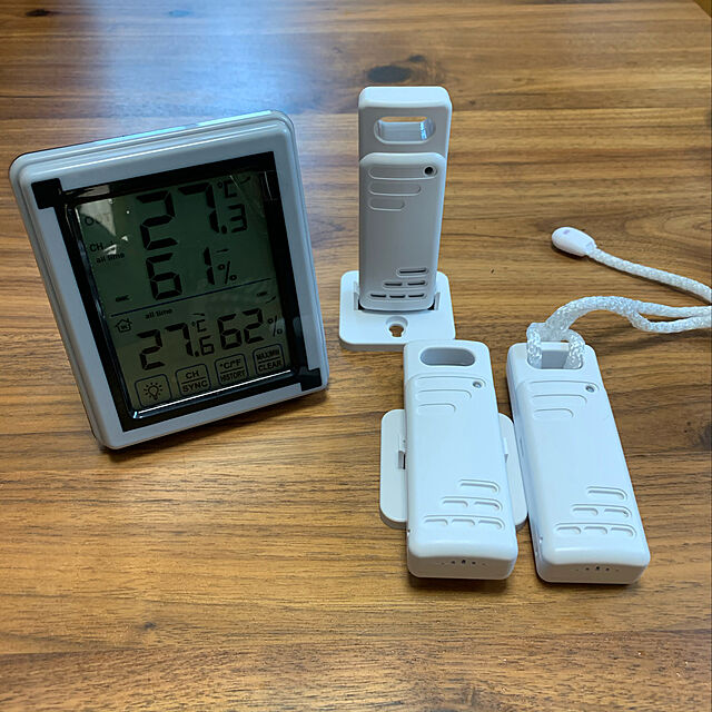 人気急上昇 デジタル温湿度計 外気温度計 温度湿度計 三つセンサー