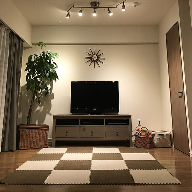 taakoのIKEA (イケア)-IKEA(イケア) HEMNES テレビ台 グレーブラウンの家具・インテリア写真