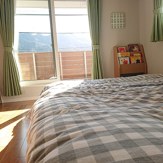 ki-のニトリ-遮光2級カーテン(レーナ イエローグリーン 100X178X2) の家具・インテリア写真