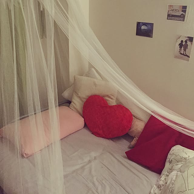 hioのサンローズ-モスキートネット （シングルベッド用・1人用ベッド用） 蚊帳 アイボリーの家具・インテリア写真