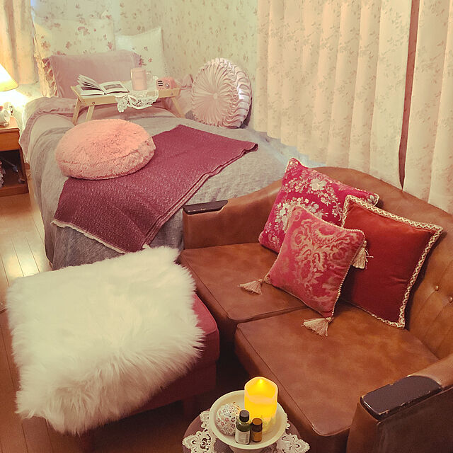 taeのニトリ-モチモチクッション(ロングファー O RO) の家具・インテリア写真