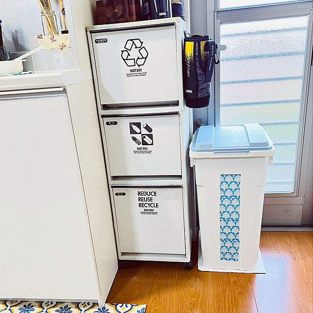 uki-uki77の新輝合成-新輝合成 トンボ ゴミ箱 連結可能 45リットル ブルー 幅31×奥行39×高さ57.5cm 蓋付き 分別 丈夫 日本製の家具・インテリア写真