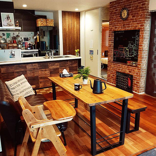 miyupannaのニトリ-木目調フロアラグ(BR 200X200) の家具・インテリア写真