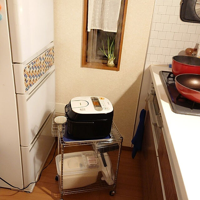 mofukoのライソン-LITHON (ライソン) 洗えるシングルマルチサンドメーカー KDHS-011W | 朝食にこんがりサクサクホットサンドの家具・インテリア写真