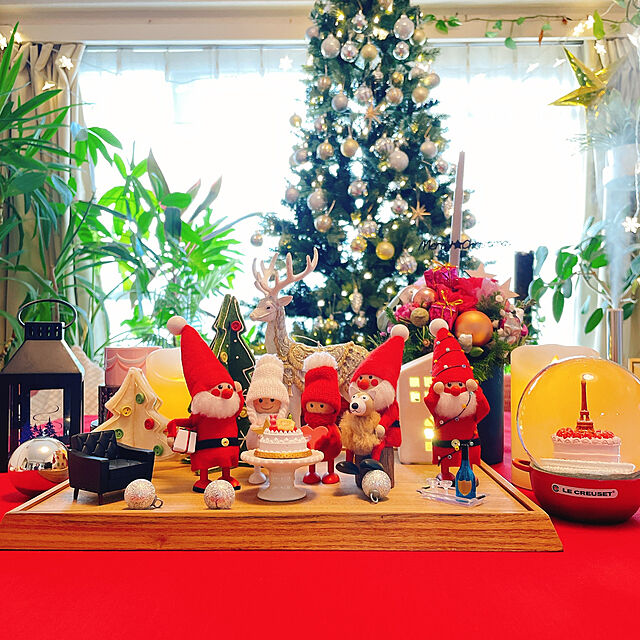 EmafuのNORDIKA nisse ノルディカ ニッセ-NORDIKA nisse ノルディカ ニッセ クリスマス 木製人形 (プレゼントを持ったサンタ/レッド / NRD120063)の家具・インテリア写真