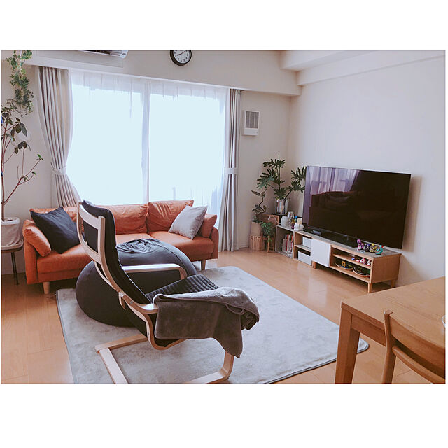 RITSUのイケア-POÄNG ポエング パーソナルチェア＆オットマンの家具・インテリア写真