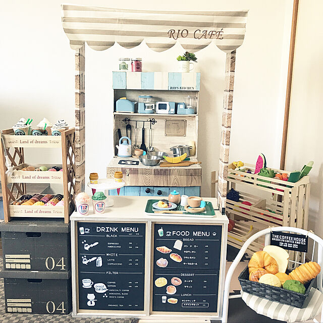 nanaeの-【新品】スクイーズ(食品系/おもちゃ) 野いちご 柔らかブレッドクロワッサン マザーガーデンの家具・インテリア写真