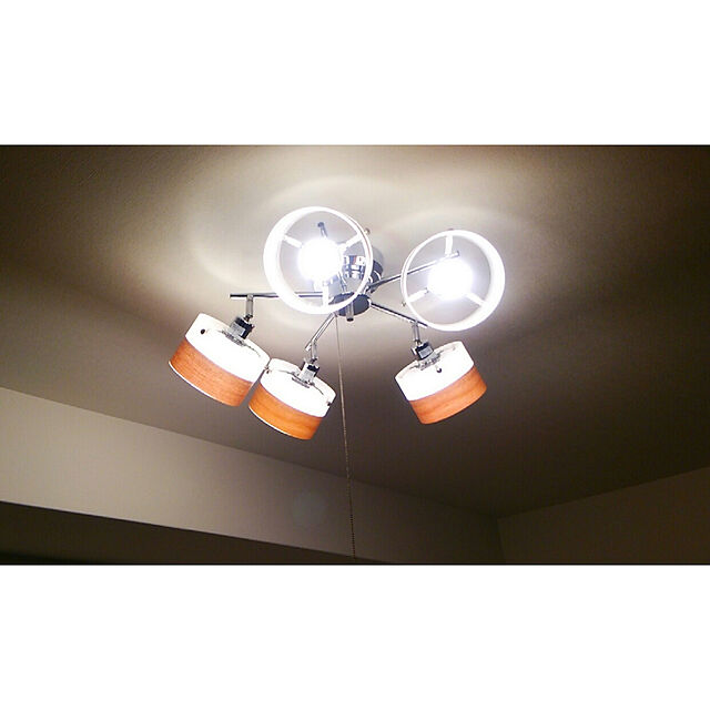 as_miのニトリ-５灯式シーリングライト(C-080P-5) の家具・インテリア写真