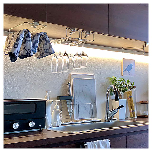 写真付きレビュー Keyuca公式店 ケユカ カペレii ワイングラスハンガー グラスハンガー 戸棚 ステンレス グラスラック グラス収納 見せる収納 吊り戸棚 食器棚 台所 キッチン モダン ハンガー おしゃれ グラスホルダー ワイングラスホルダー キッチングッズ 吊り下げ 写真付きレビュー Keyuca公式店 ケユカ カペレii ワイングラスハンガー グラスハンガー 戸棚 ステンレス グラスラック グラス収納 見せる収納 吊り戸棚 食器棚 台所 キッチン モダン ハンガー おしゃれ グラスホルダー ワイングラスホルダー キッチングッズ 吊り下げ