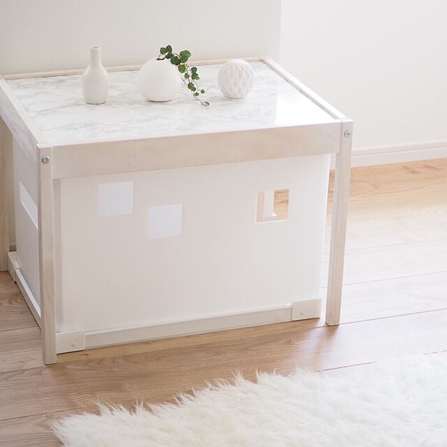 mariのイケア-【IKEA -イケア-】LATT -レット- 子供用テーブル チェア2脚付 ホワイト パイン材 (101.784.13)の家具・インテリア写真