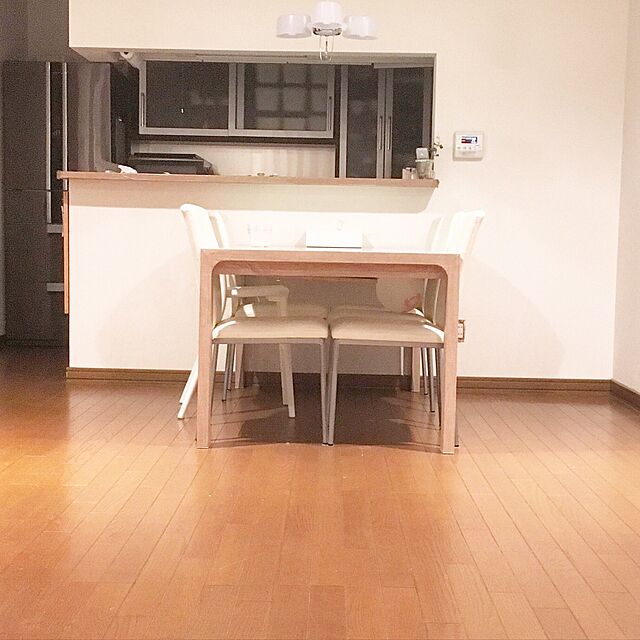 erii_homeのニトリ-ガラス天板が美しい伸長式ダイニングテーブル(ダヴィンチF )  【配送員設置】 【5年保証】の家具・インテリア写真