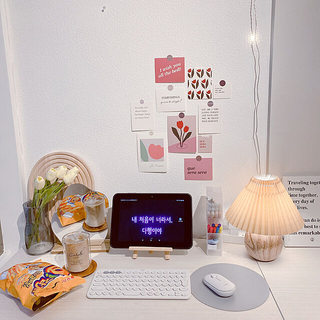 yukariの-人気商品 常夜灯 テーブルライト テーブルランプ サイドランプ 卓上ライト LED おしゃれ 北欧 現代 寝室置き 暖かい光 USB充電式 雰囲気作り テーブルスタンド ベッドサイの家具・インテリア写真