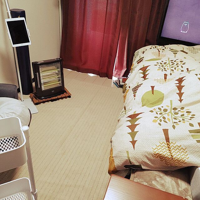 michiのニトリ-折りたたみカーペット(Nコモ BE 3J) の家具・インテリア写真