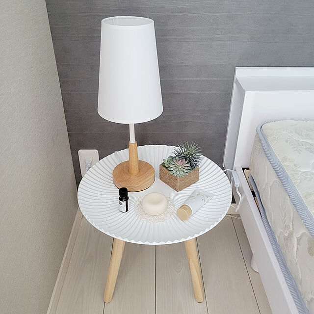 suzuの無印良品-【無印良品 公式】アロマストーン 皿付・白の家具・インテリア写真