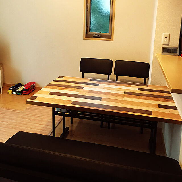 Minnieのニトリ-テーブルに貼るシート(ヨセキ 90X150) の家具・インテリア写真