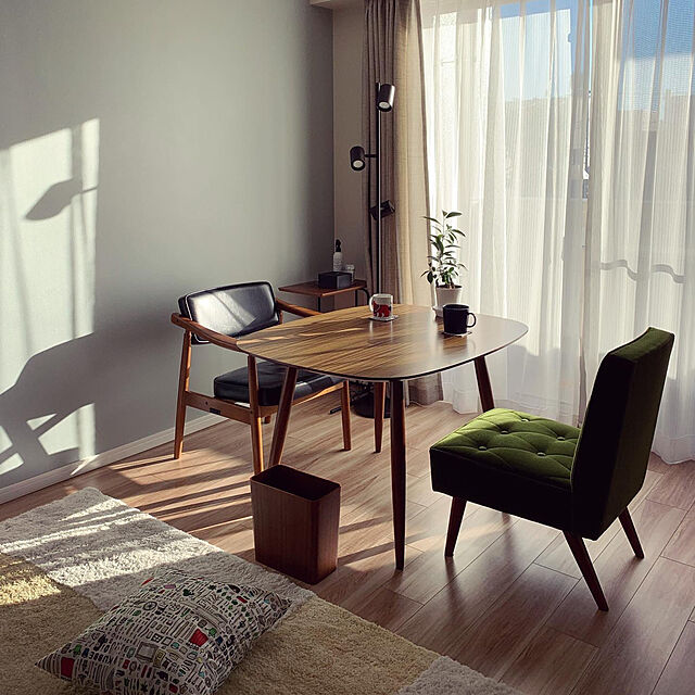 naakoのイケア-NYMÅNE ニーモーネ フロアランプ 3スポットの家具・インテリア写真