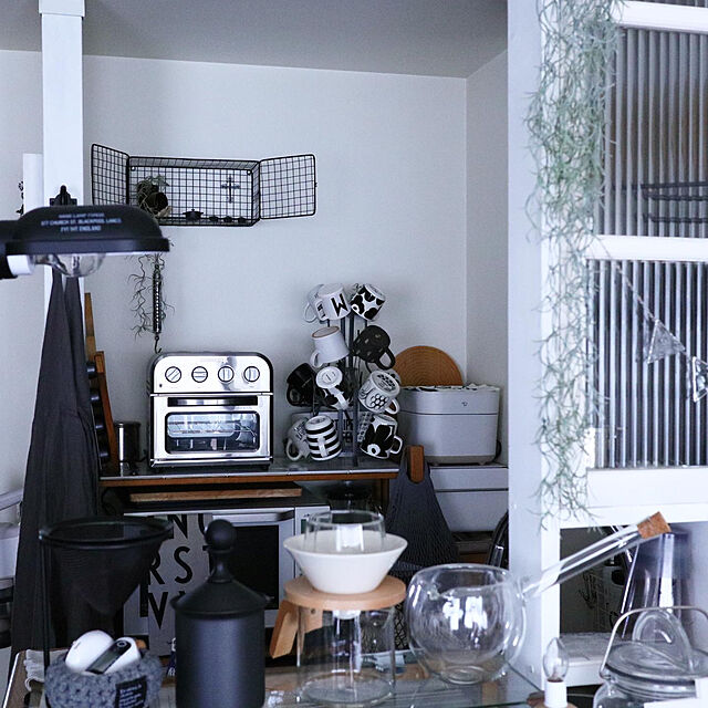 amipamaのビーワーススタイル-UtaU ブレッドドロワー ピュアホワイト/カームグレーの家具・インテリア写真
